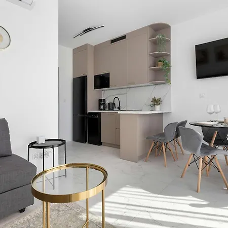 Nowoczesny Dom Z Ogrodem Idealny Dla Rodziny By Renters 펜션