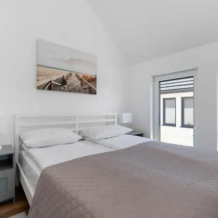 Nowoczesny Dom Z Ogrodem Idealny Dla Rodziny By Renters *