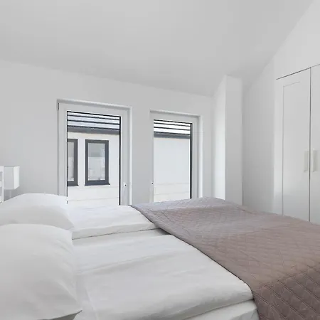 Nowoczesny Dom Z Ogrodem Idealny Dla Rodziny By Renters *