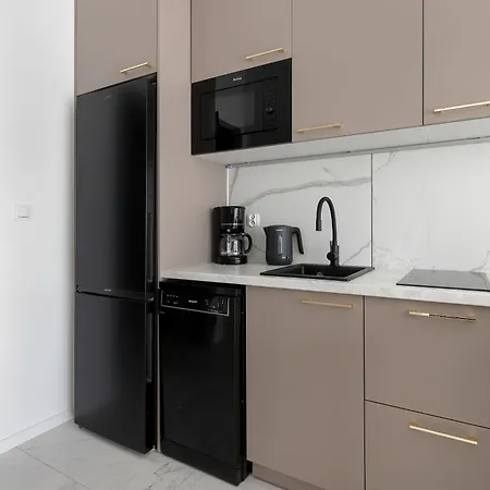 Nowoczesny Dom Z Ogrodem Idealny Dla Rodziny By Renters 펜션